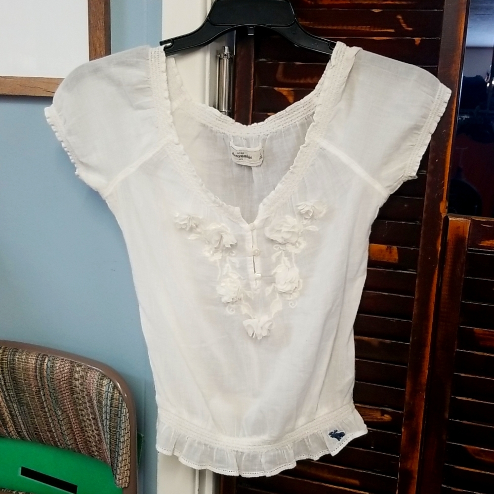 Abercrombie kids shirt
